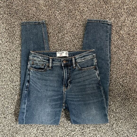 ABERCROMBIE Kids Taper Fit Jeans - Picture 2 of 8